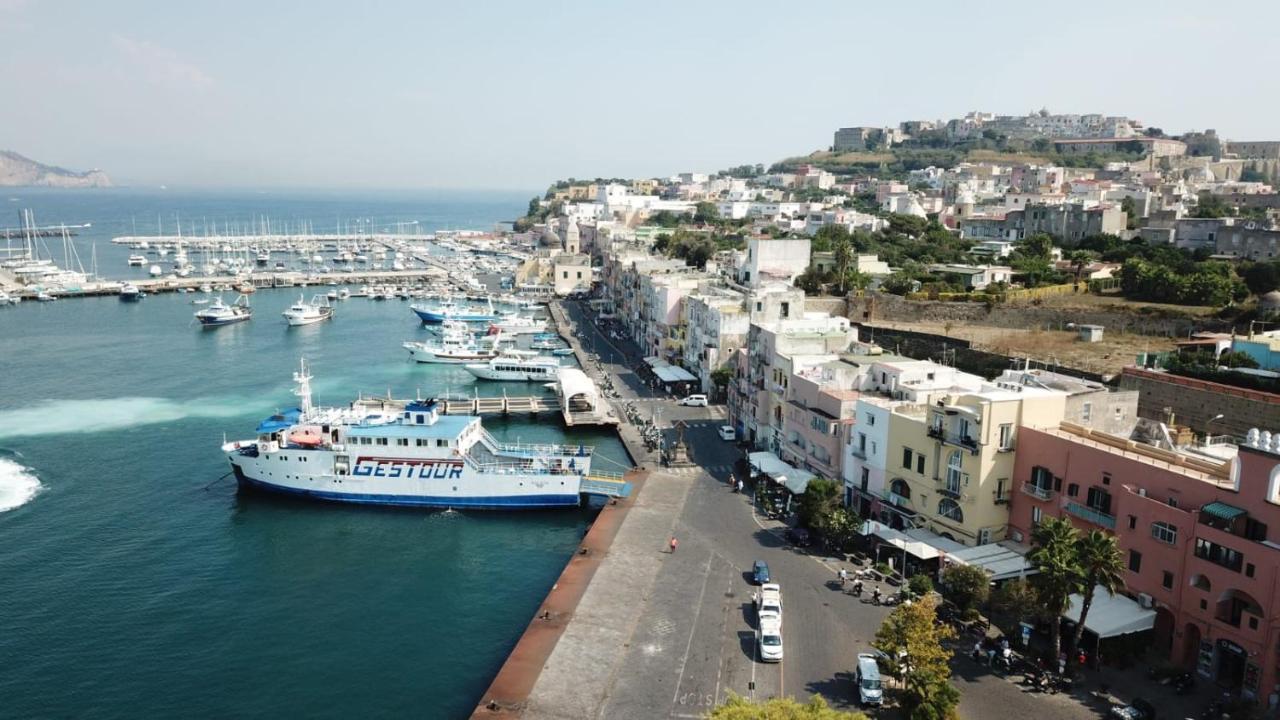 Bed and Breakfast Vento di mare Procida Esterno foto